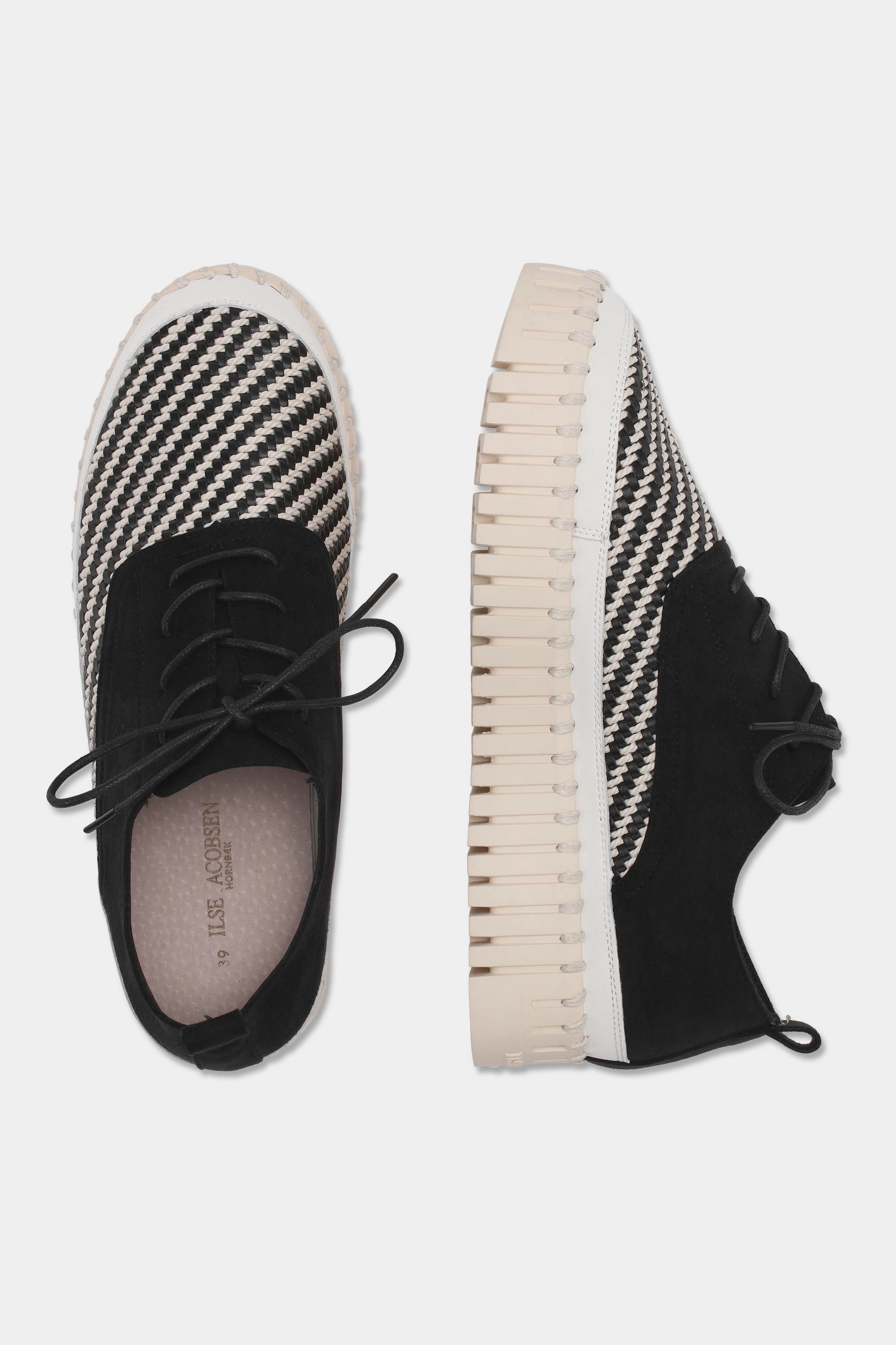 Tulip Slipper Mit Schnrung - Black Filzpantoffeln Pantoffeln Walks