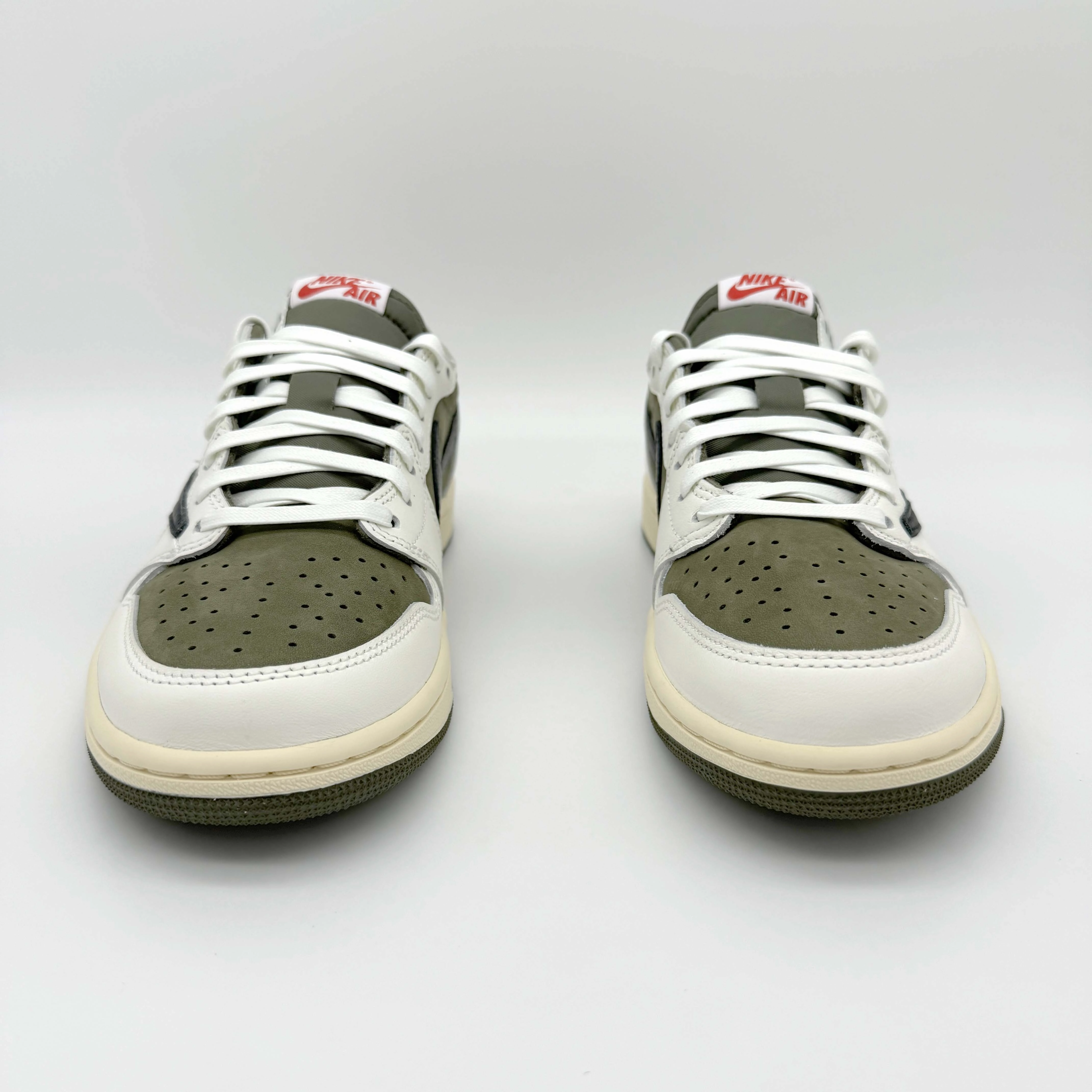 Sneaker Branding Jordan 1 Retro Low OG Travis Scott Medium Olive