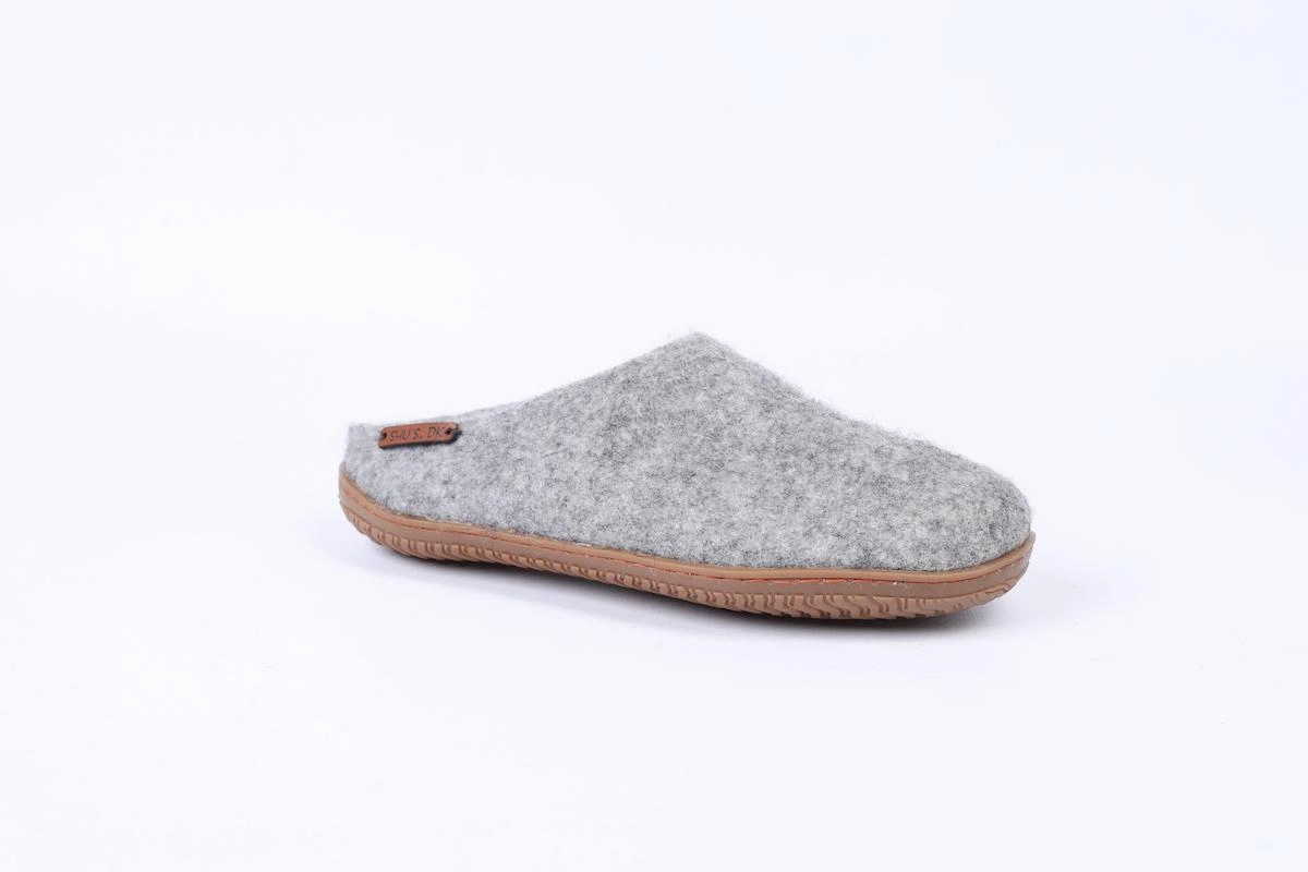 Bequeme Pantoffeln Wollpantoffel (100% reine Wolle) - Model Grau mit Gummisohle
