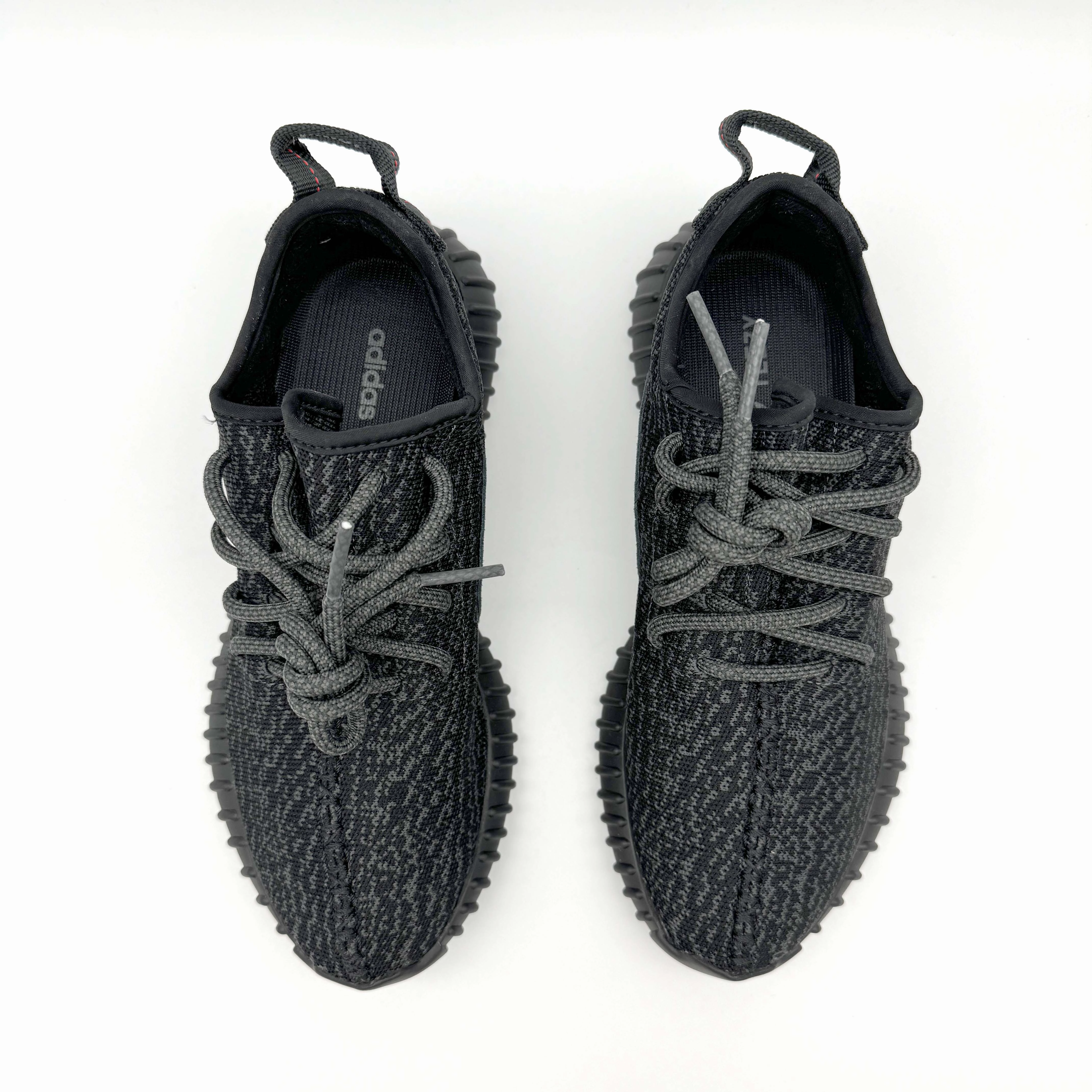adidas Yeezy Boost 350 Pirate Black Gucci Sneaker