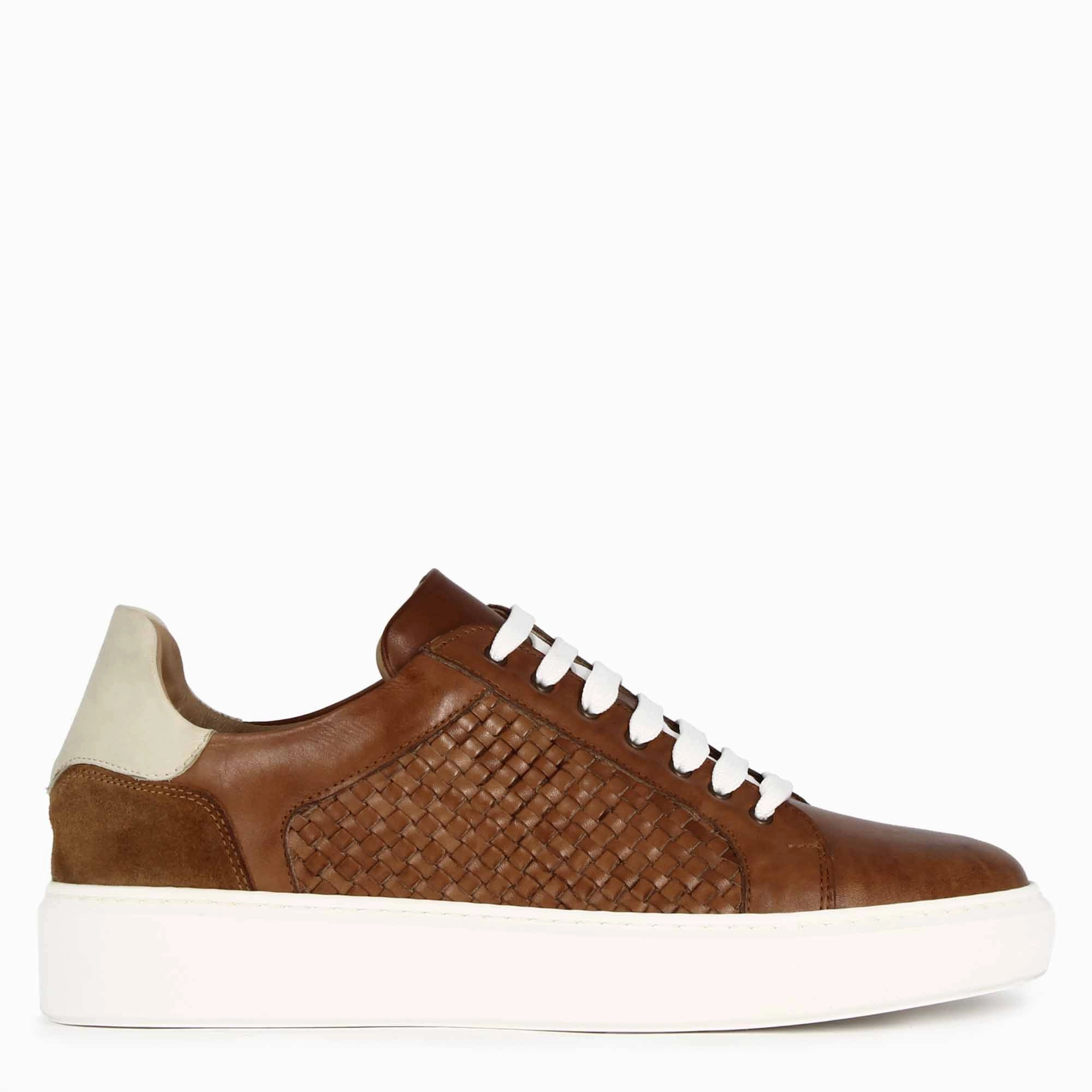 Kleider Und Sneaker Sneaker casual da uomo in pelle intrecciata colore marrone