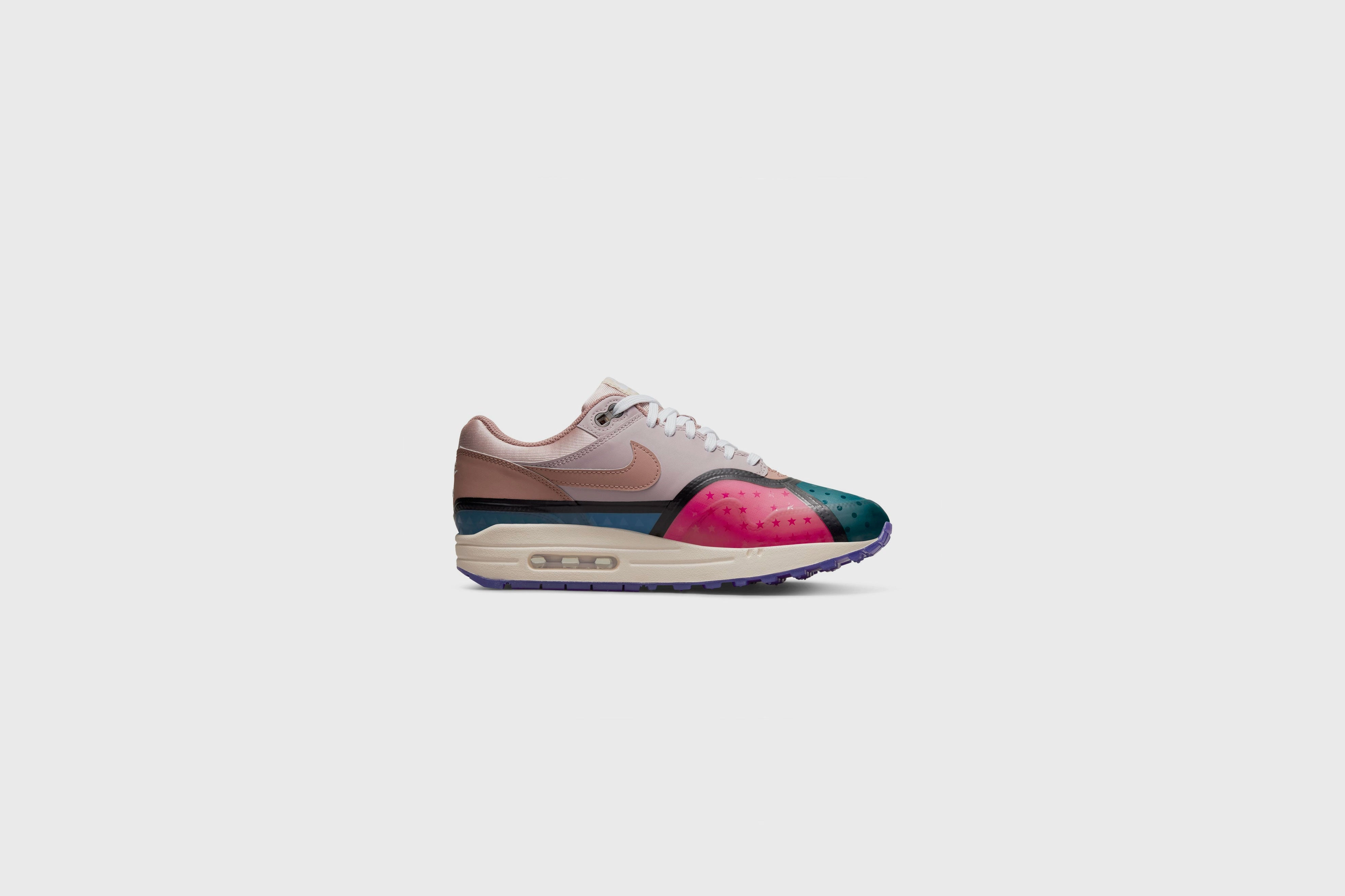 WMNS Nike Air Max 1 PRM (Plum Fog/Fossil Rose) Sneaker Hellblau