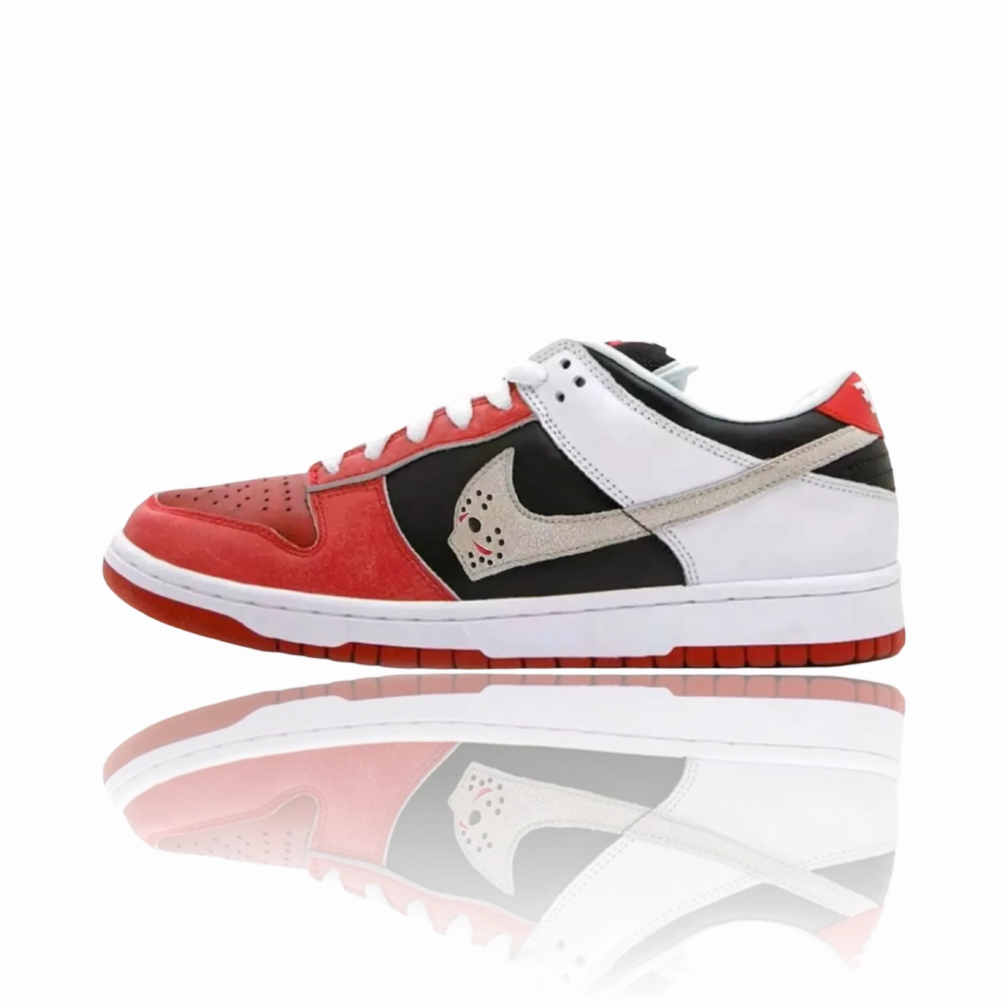 Sneaker Ugly Warren Lotas Dunk SB low Chicago