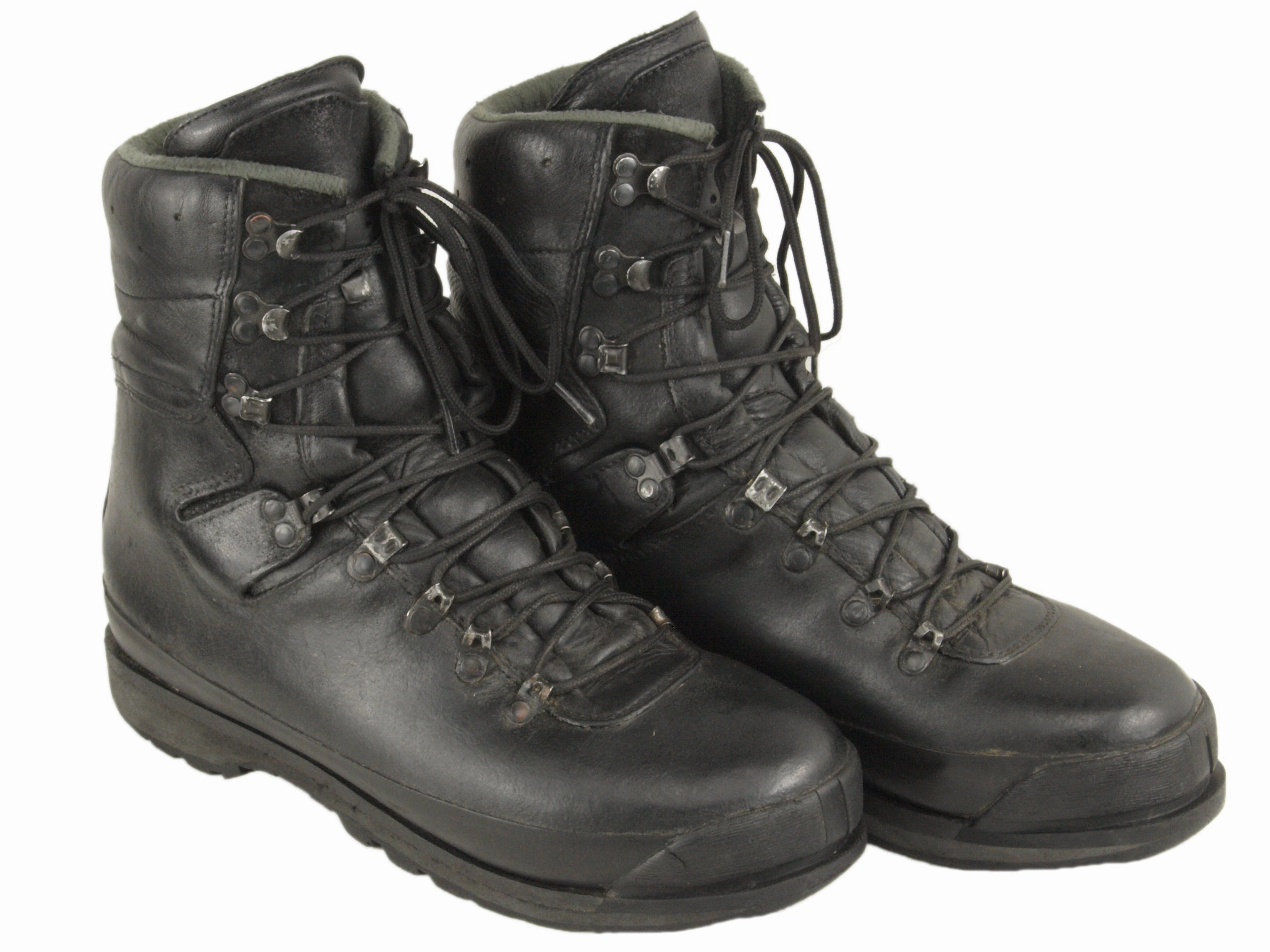 Travelin Stiefel Daneborg Austrian Army Mountain Boots - breathable membrane lined