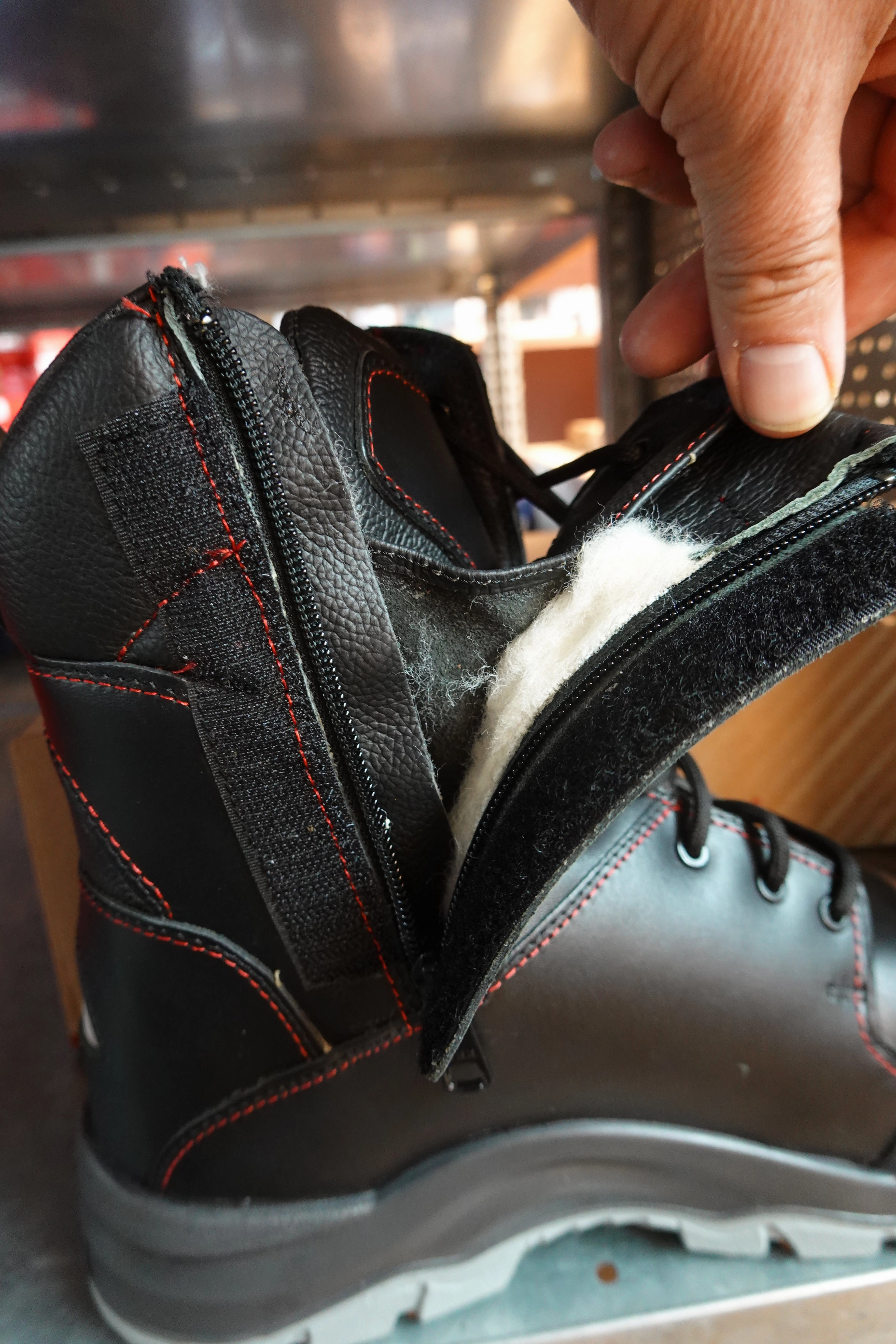 Stabilus 5630 Winter-Sicherheitsstiefel mit Reissverschluss und Schnrung S3 YUKI Daytona Winner Stiefel