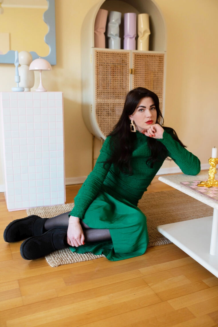 UGG - Classic Ultra Mini Boots Black Globetrotter Stiefel