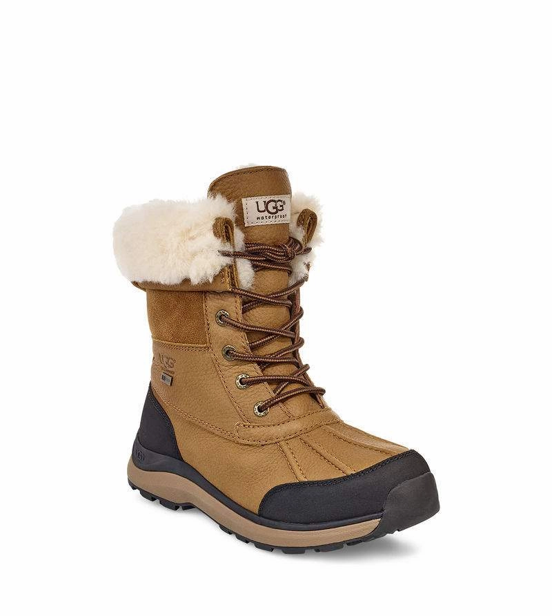Flauschige Stiefel UGG - Adirondack Camel