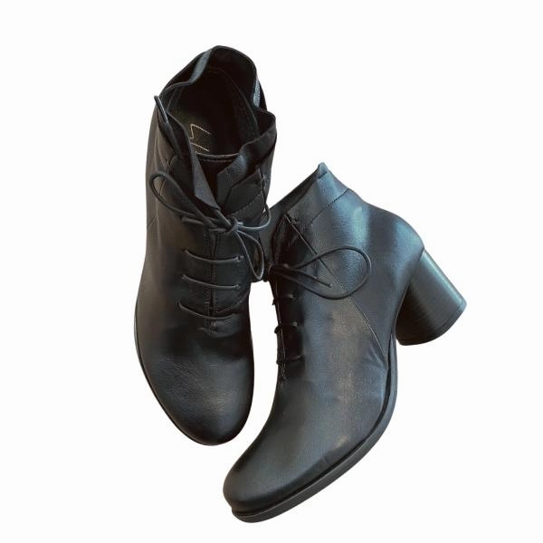 Stiefeletten Cut Out Lilimill - 6893 Boots Logic Nero Gr. 41