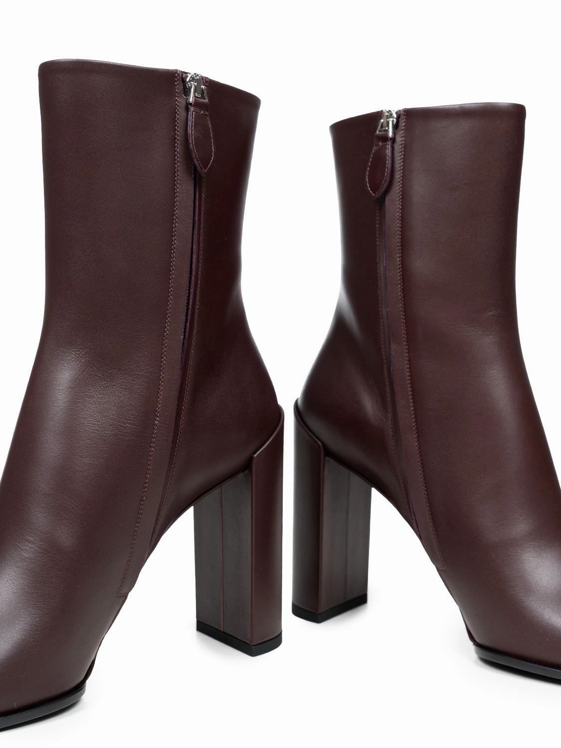 Quadratische Stiefelette aus Kalbsleder 90 mm Stradivarius Flache Stiefeletten