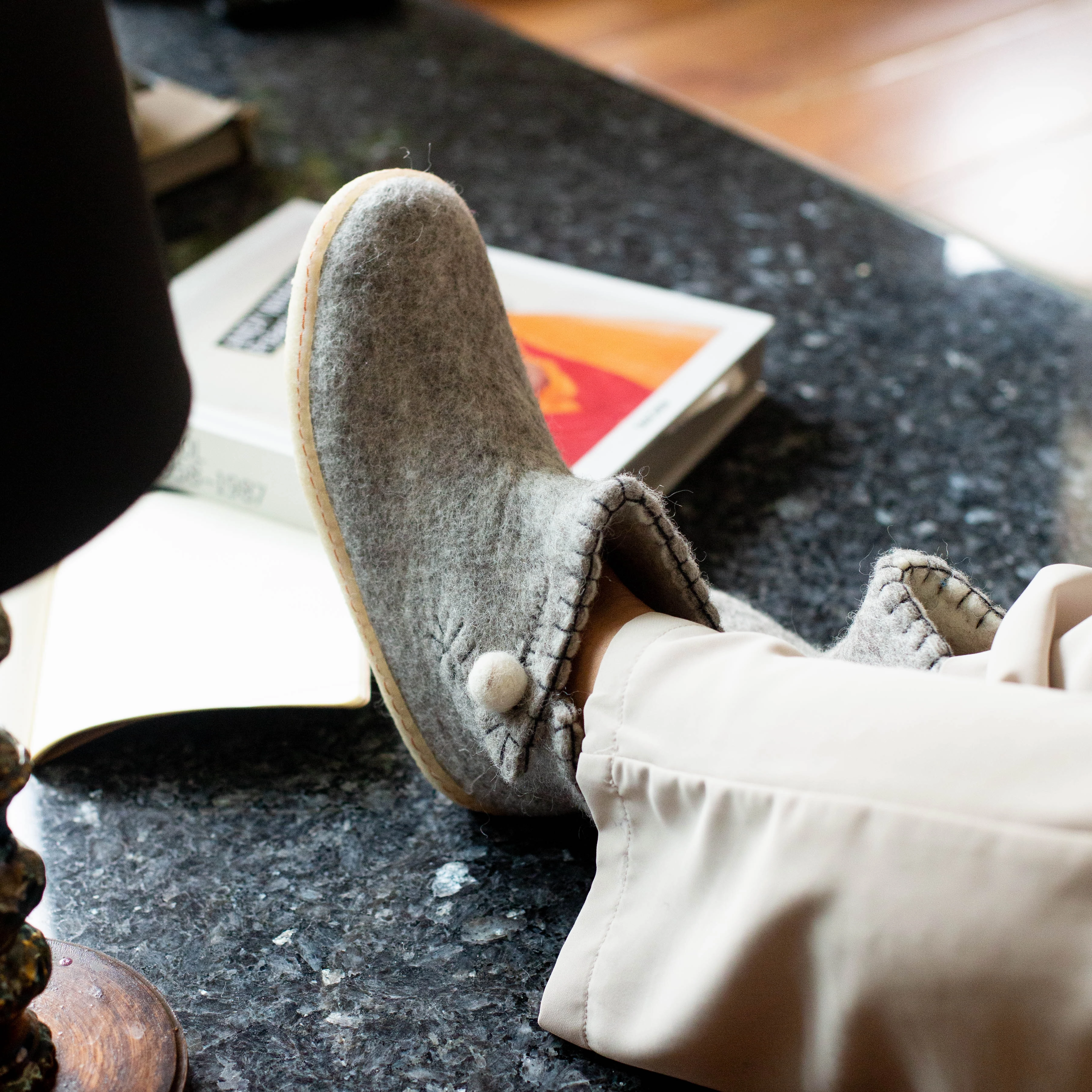 Frottee Pantoffeln Bedrucken The Daisy - Filz-Httenschuhe mit Gummisohle, grau