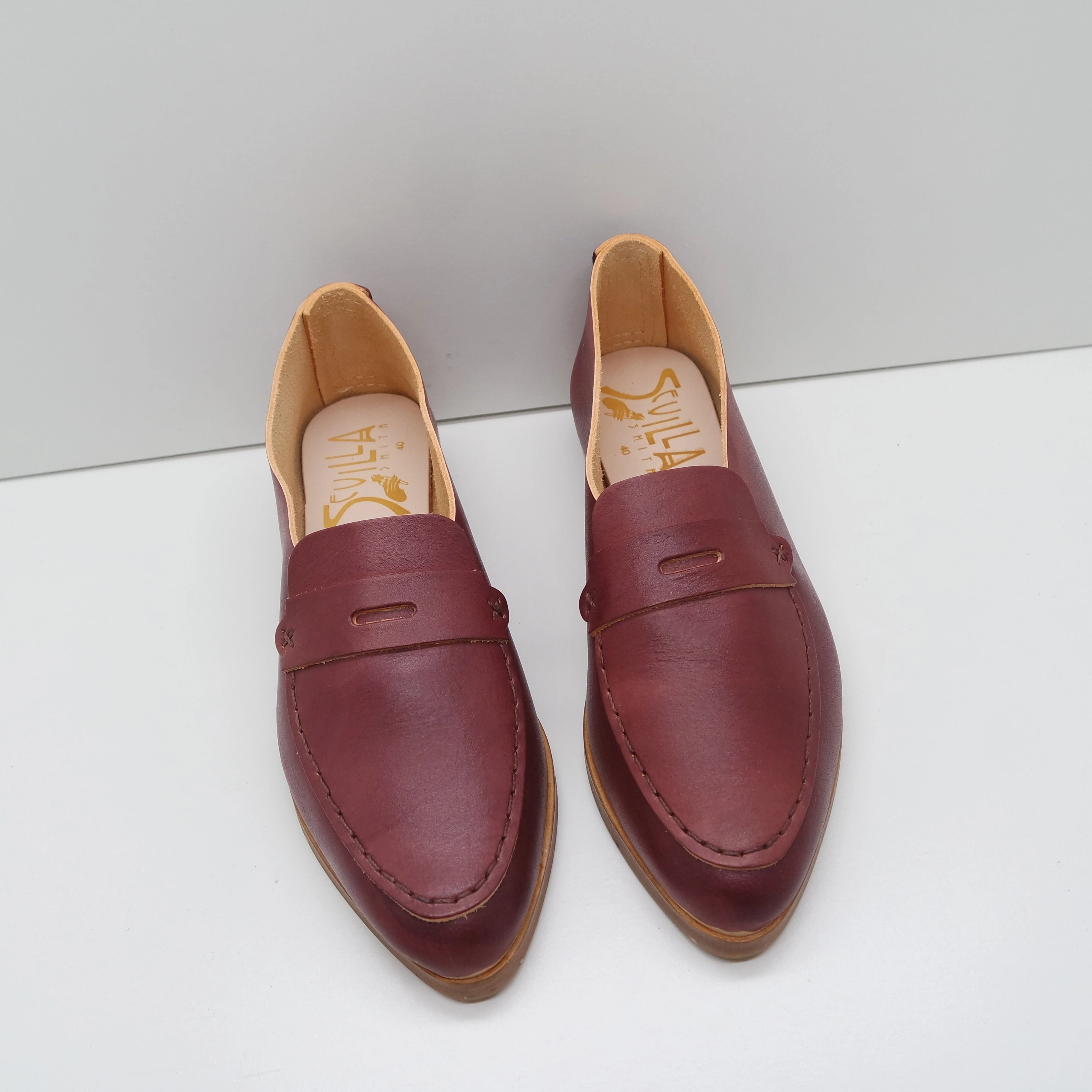 THE PENNY. BB ALL CLARET W BROWN THREAD. 2CM Dress And Loafers