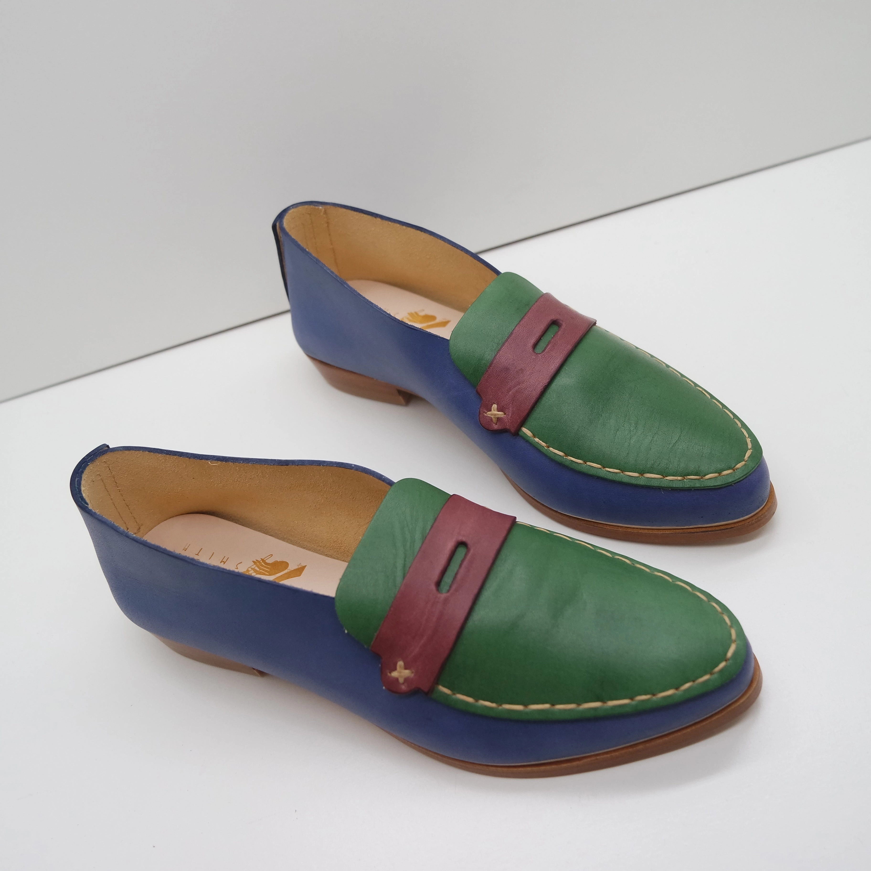 THE PENNY. BB AZURE. BUKO GREEN LAKE. CLARET MASK. UNDYED THREAD. EDGE DYED. 2CM Designer Leather Loafers