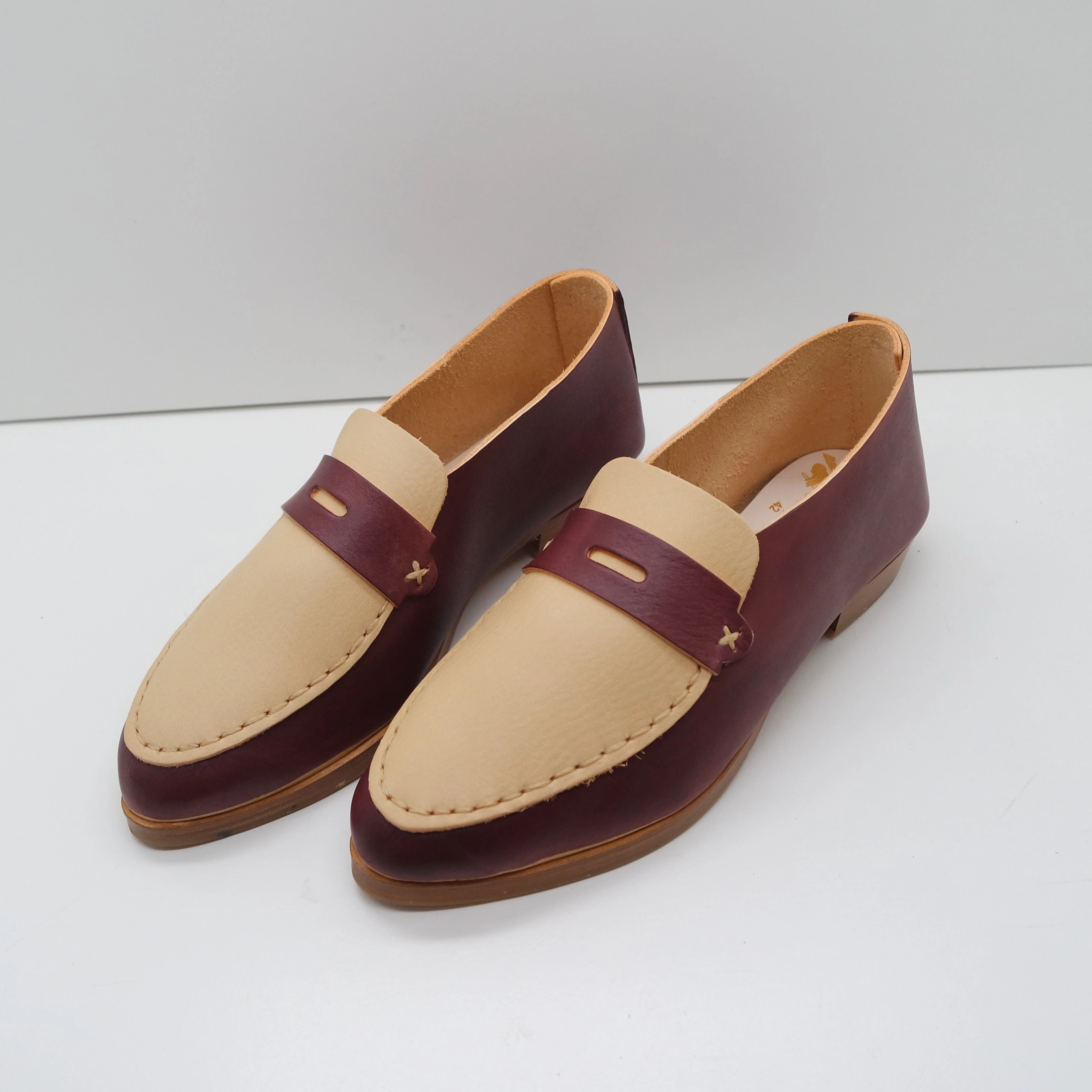 THE PENNY. BB CLARET. BUTTER LAKE. CLARET MASK. UNDYED THREAD. 2CM Baker Loafers