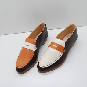 THE PENNY. BB TAMARIND. MISMATCHED TAHO AND TOAST LAKE AND MASK. BROWN THREAD. 2CM Loafers Drivers