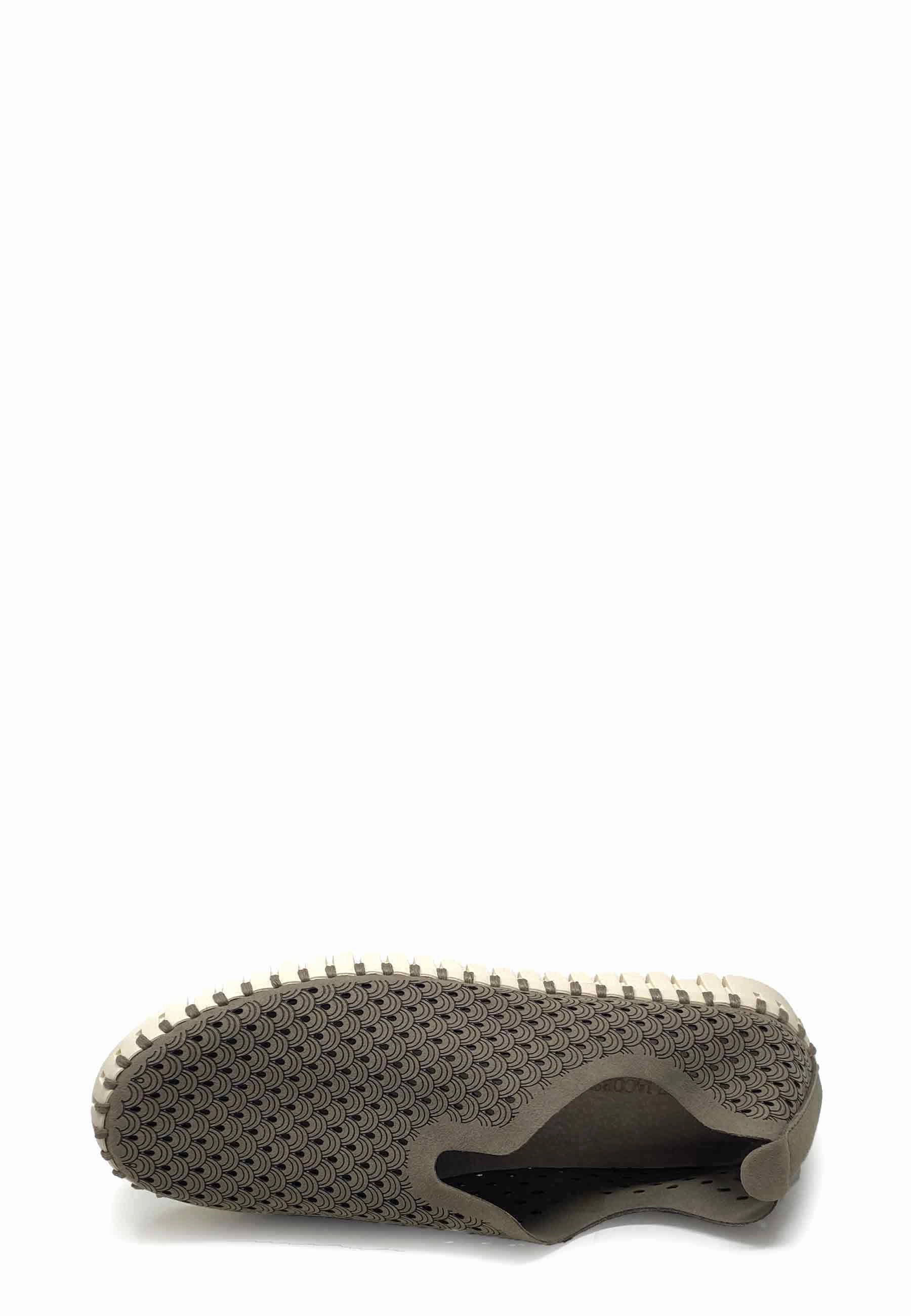 Tulip Sneaker |Falcon Sneaker Revolution