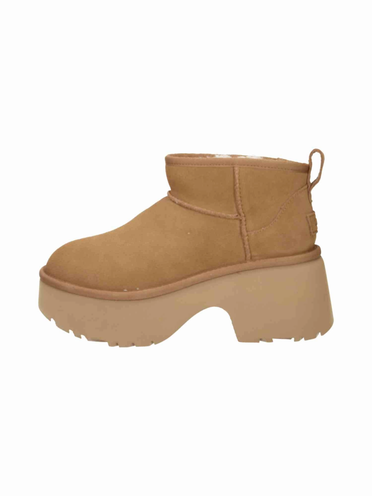 Stiefel Agl W Classic Ultra Mini New Heights chestnu