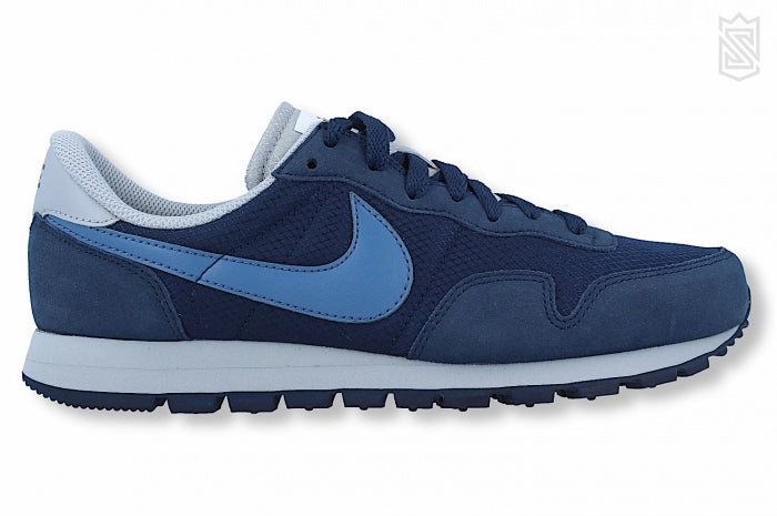 Cariuma Sneaker Air Pegasus 83