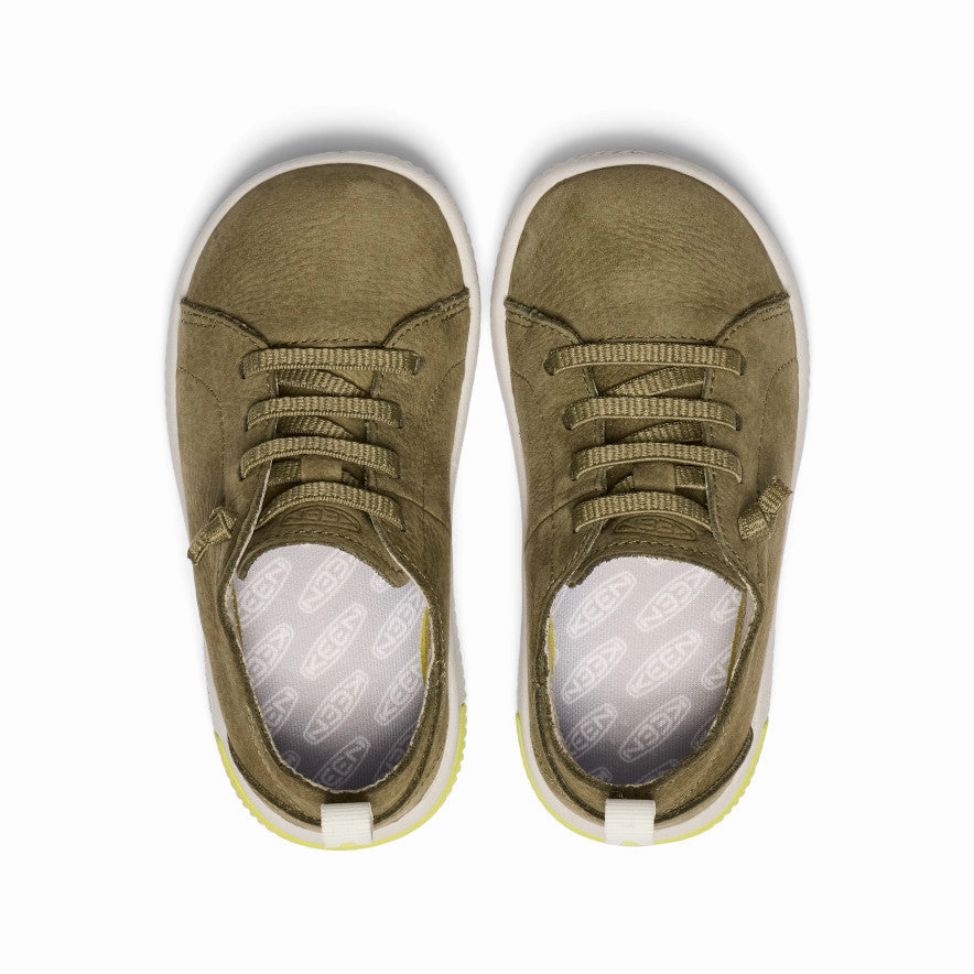 Little Kids' KNX Leather Sneaker  |  Martini Olive/Evening Primrose Fair Produzierte Sneaker