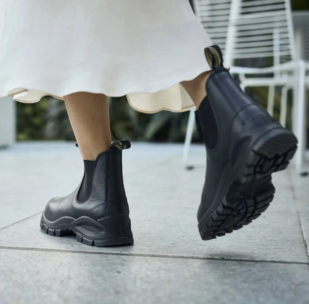 Blundstone Shoes WOMAN Lug Sole Black 2240 Buffalo Chelsea Boots Grau